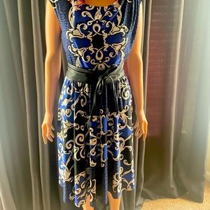 Ellen Tracy Size 10 Printed Dress with Pockets
